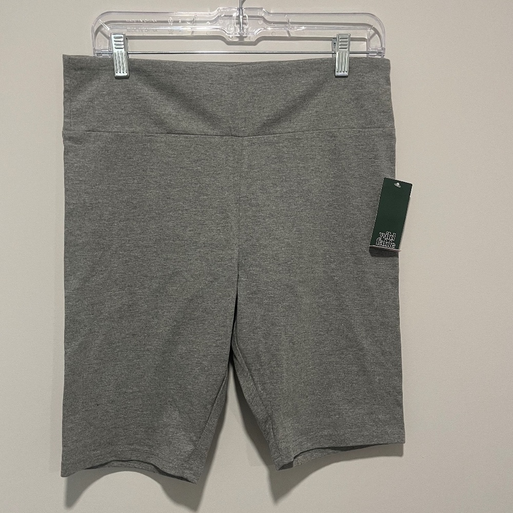 wild fable  Activewear, Workout Shorts, Stretch, Bike Shorts, Size Large, NWT